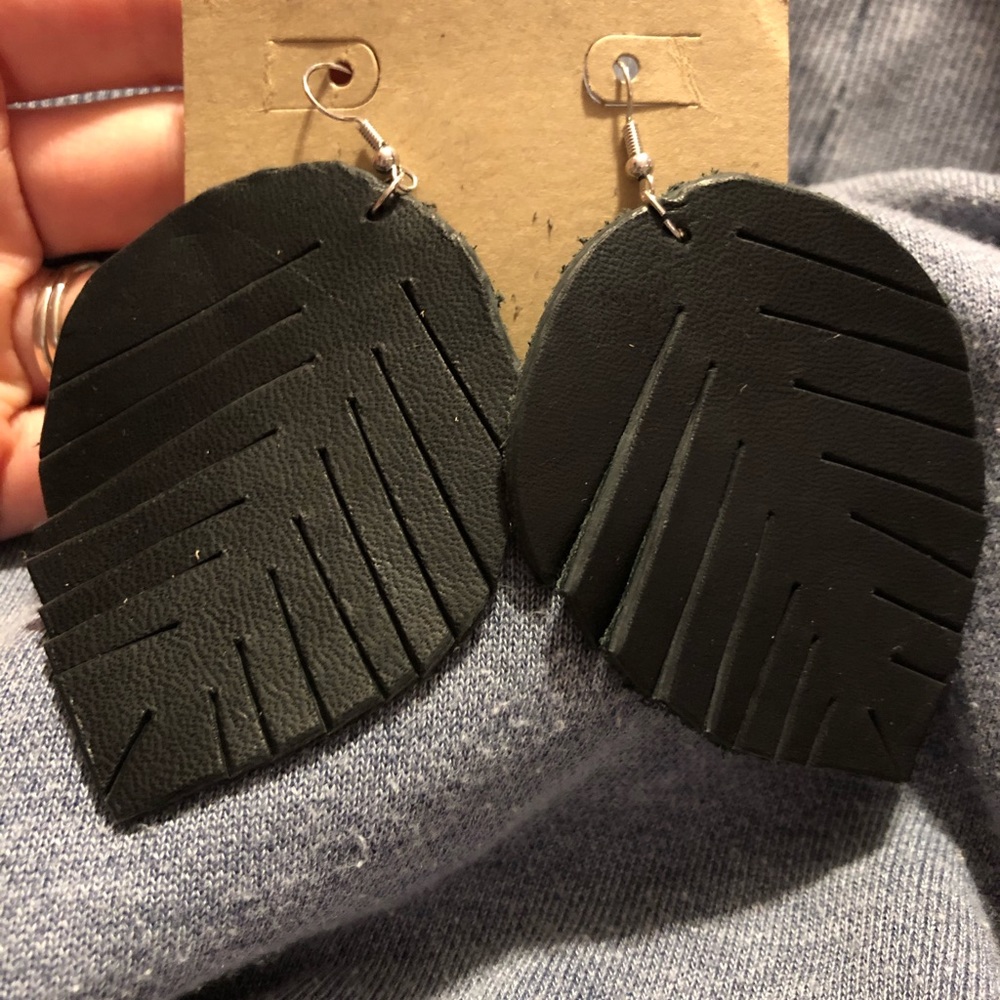Leather earrings